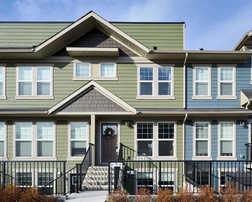 352 Cranbrook Square SE, Calgary — main listing photo