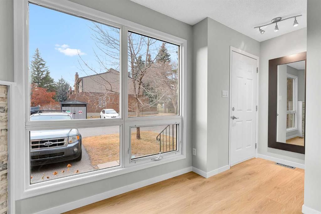 46, 9908 Bonaventure Drive SE, Calgary — photo 4 of 35