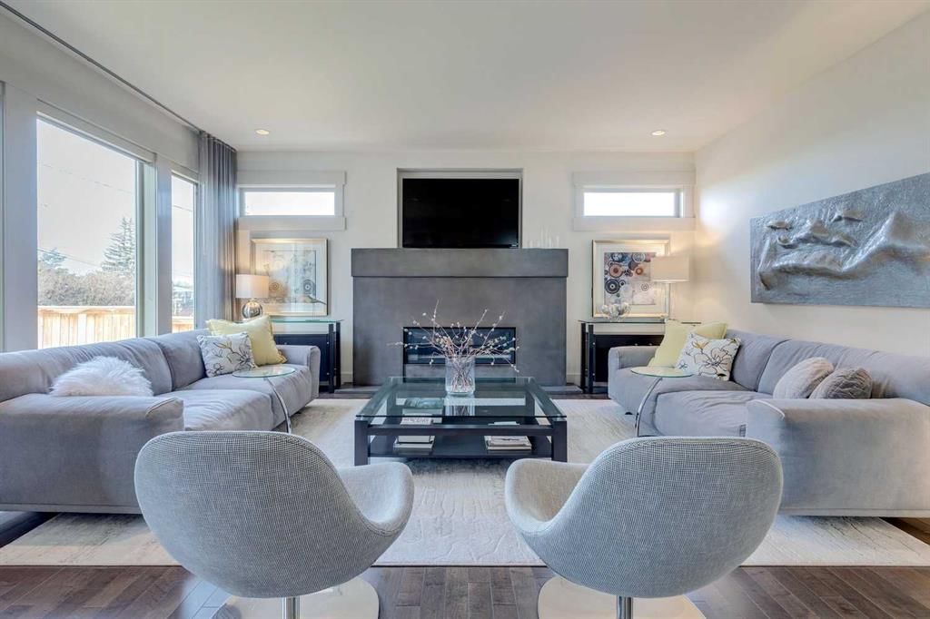 1441 23 Street SW, Calgary — photo 4 of 37