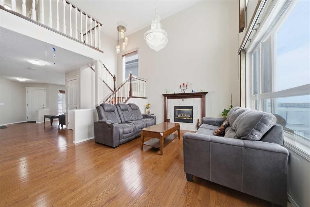 62 Hampstead Gardens NW, Calgary — photo 2 of 50