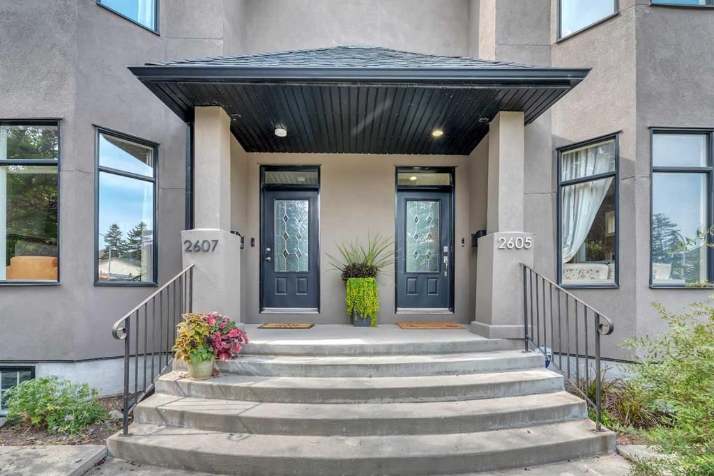 2605 30 Street SW, Calgary — photo 3 of 45