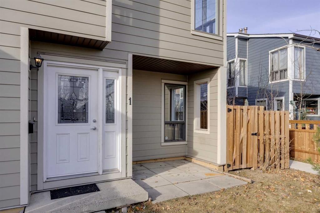 1, 102 Grier Terrace NE, Calgary — photo 2 of 48