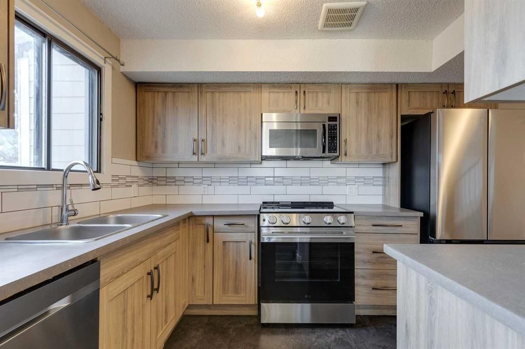 1, 102 Grier Terrace NE, Calgary — photo 4 of 48