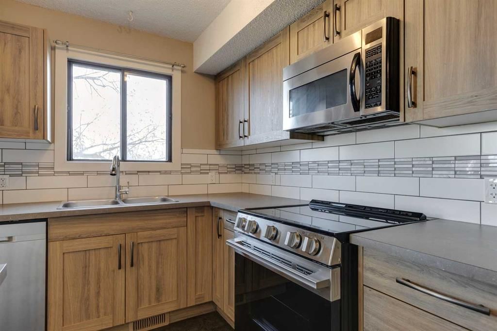 1, 102 Grier Terrace NE, Calgary — photo 5 of 48
