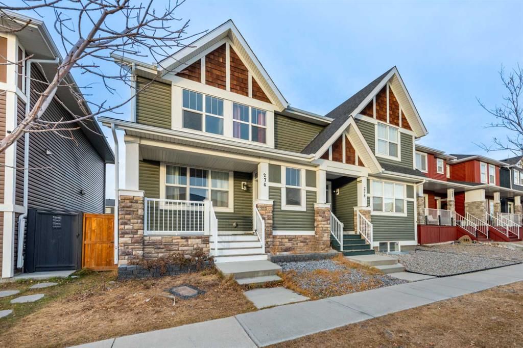 274 Redstone Drive NE, Calgary — photo 2 of 28