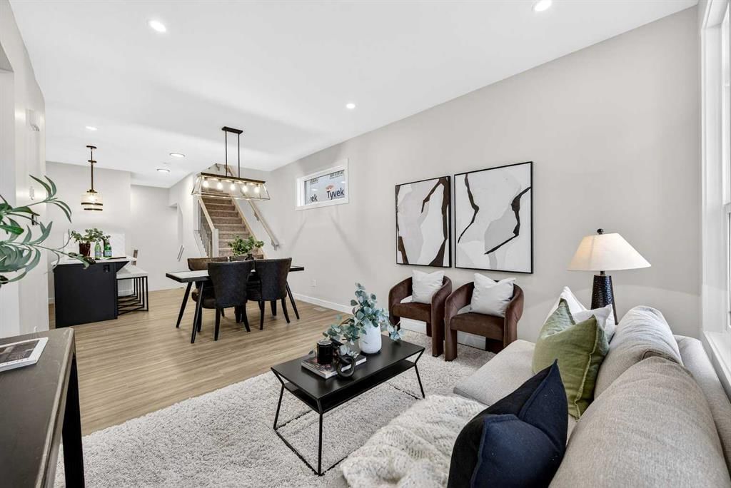 306 Alpine Boulevard, Calgary — photo 4 of 49