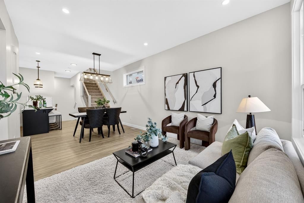 310 Alpine Boulevard, Calgary — photo 5 of 44