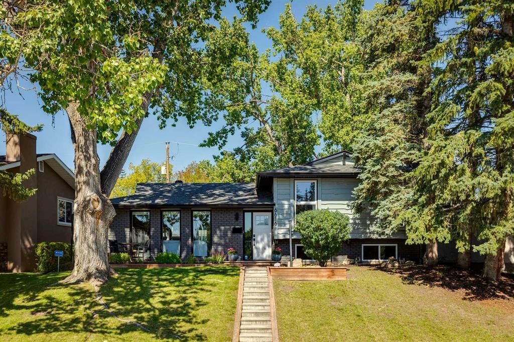 6616 Silverdale Road NW, Calgary — photo 2 of 50