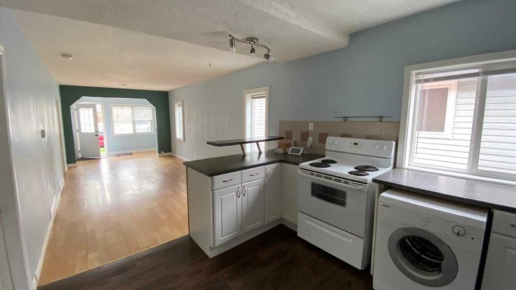 3804 Centre A Street NE, Calgary — photo 3 of 21