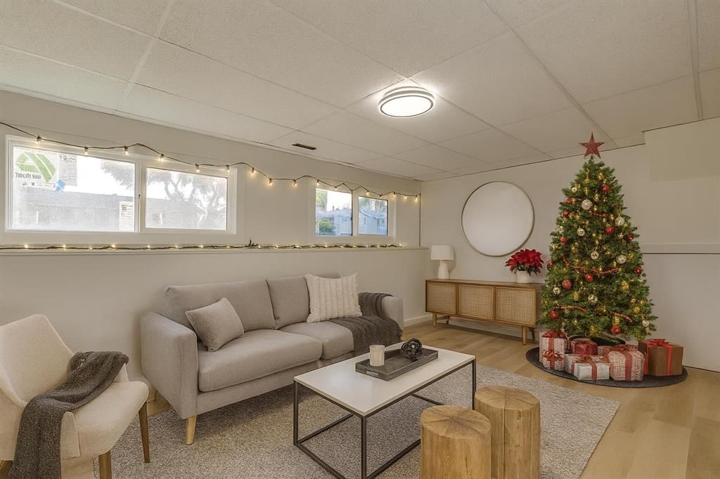 1304 Lake Sylvan Drive SE, Calgary — photo 2 of 36