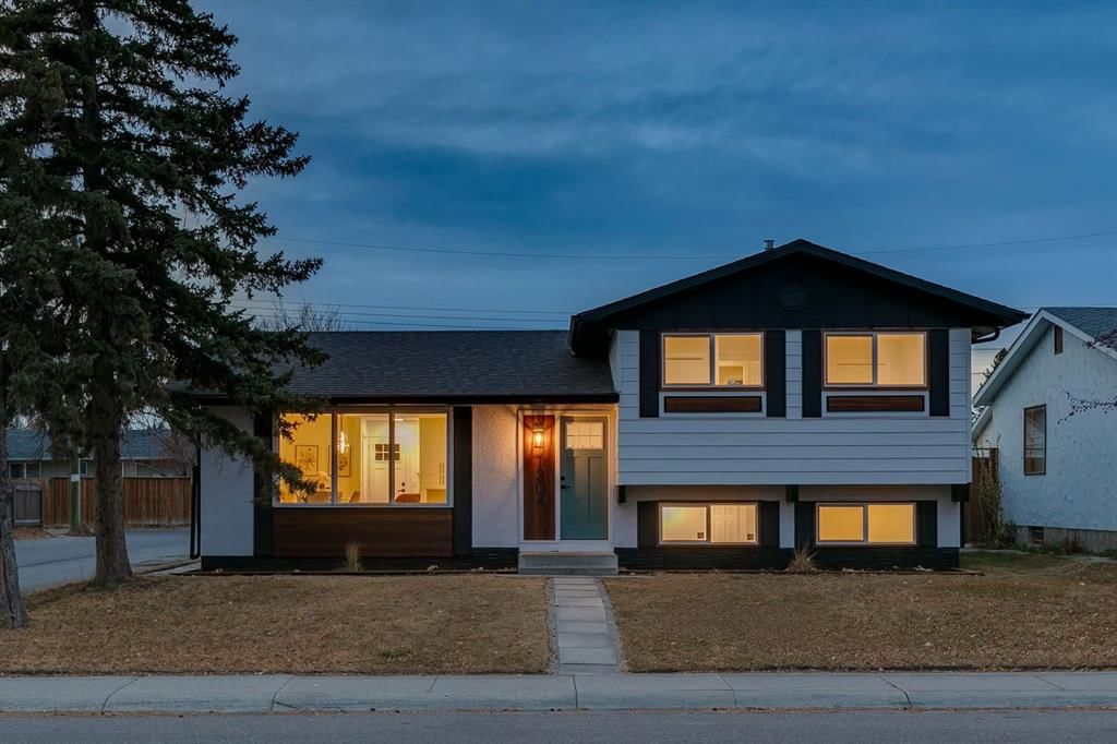 1304 Lake Sylvan Drive SE, Calgary — photo 5 of 36