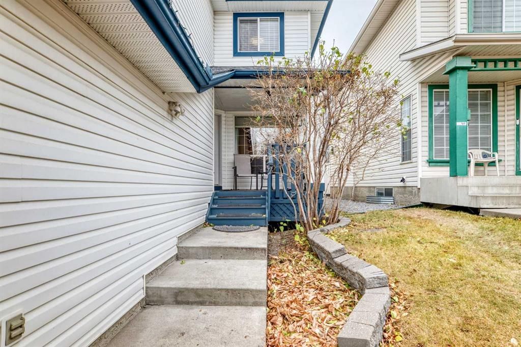 9834 Hidden Valley Drive NW, Calgary — photo 2 of 37