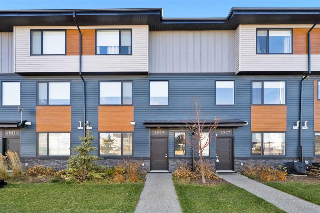 6529 Country Hills Boulevard NE, Calgary — main listing photo