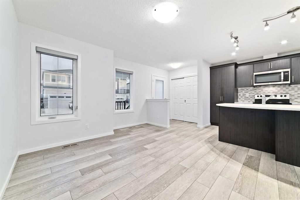 43 Cityside Terrace NE, Calgary — photo 4 of 23