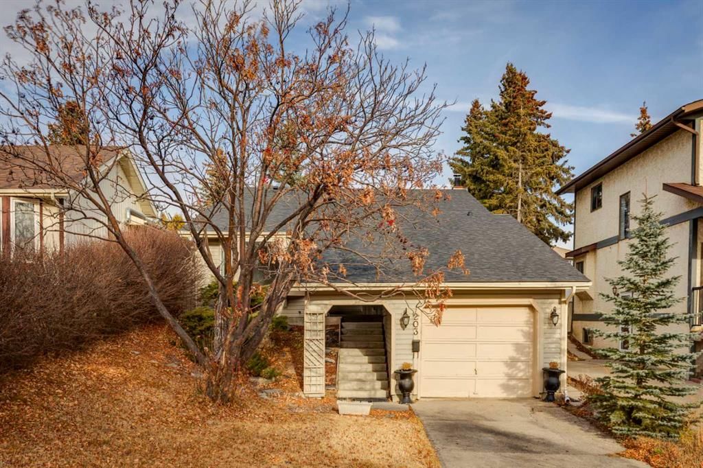 203 Edgeland Road NW, Calgary — photo 2 of 45