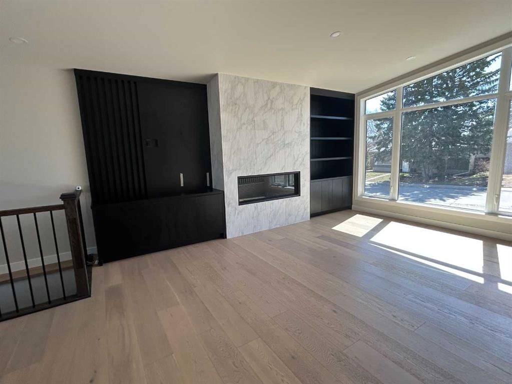 5616 Lodge Crescent SW, Calgary — photo 4 of 38