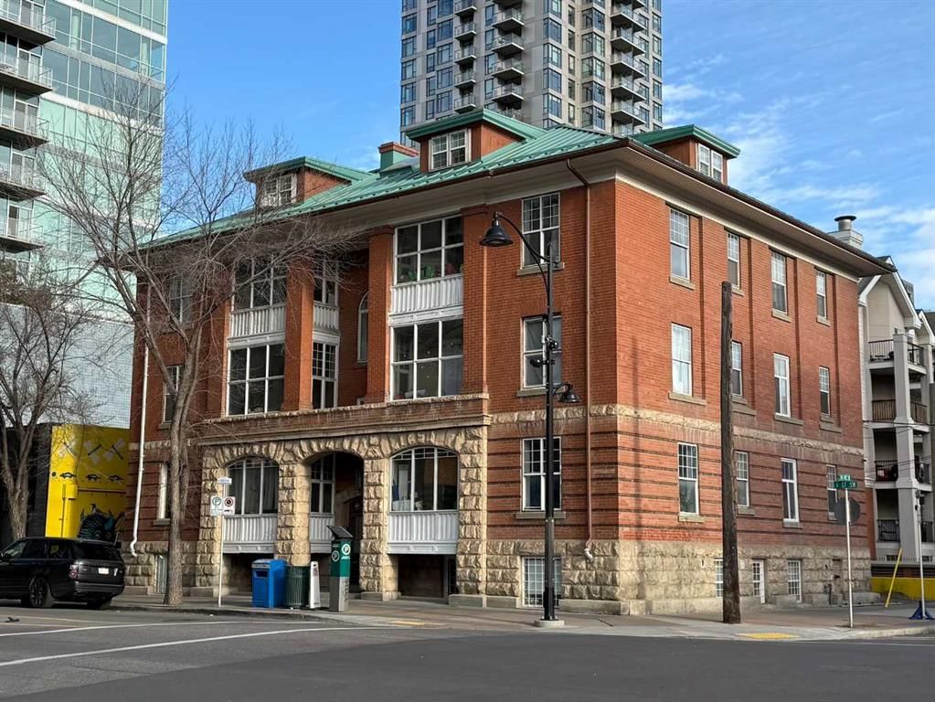 1324 1 Street SW, Calgary — photo 2 of 49