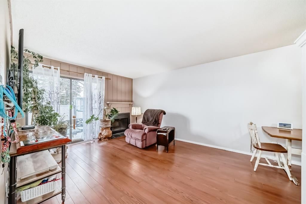 1802, 3500 Varsity Drive NW, Calgary — photo 4 of 22