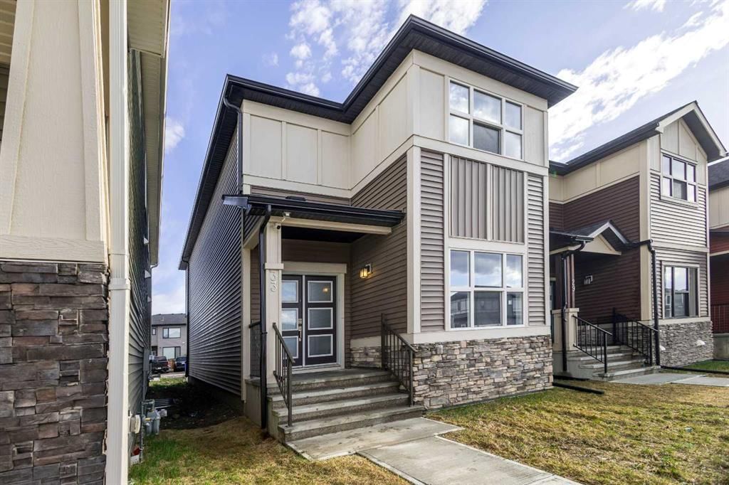 33 Homestead Crescent NE, Calgary — photo 2 of 35