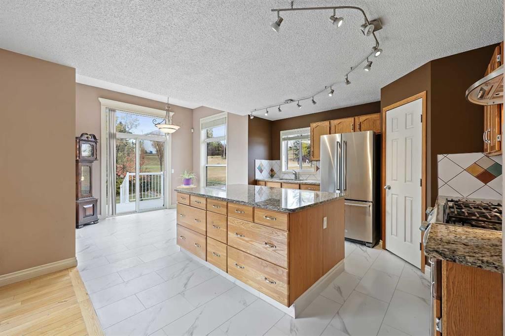 161 Arbour Crest Road NW, Calgary — main listing photo