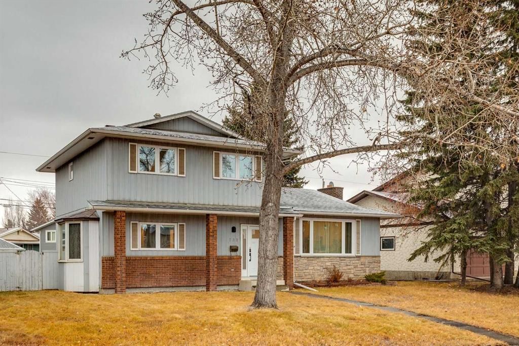 732 Lake Ontario Drive SE, Calgary — photo 3 of 42