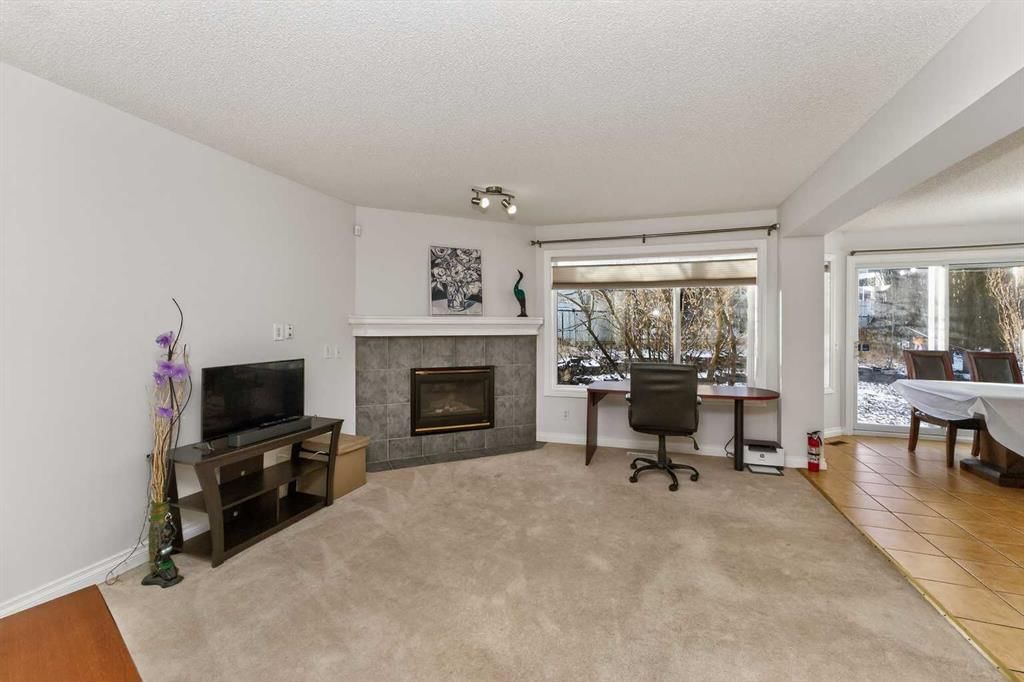 263 Citadel Meadow Grove NW, Calgary — photo 5 of 30