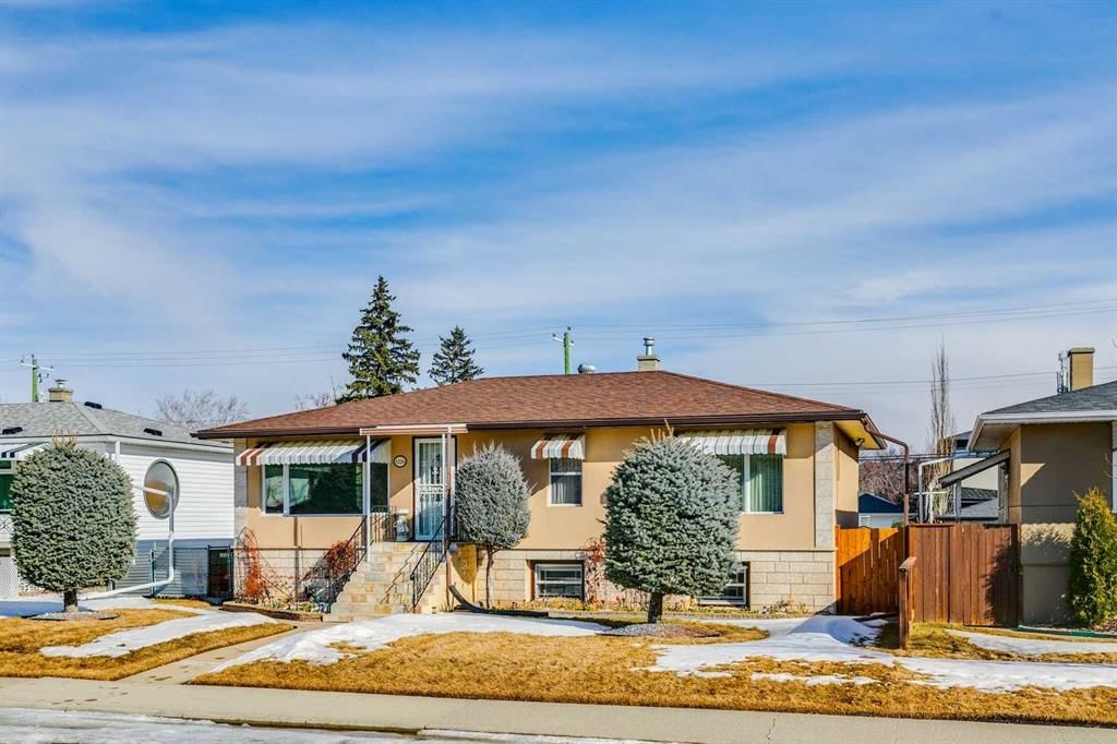 1228 Richland Road NE, Calgary — main listing photo
