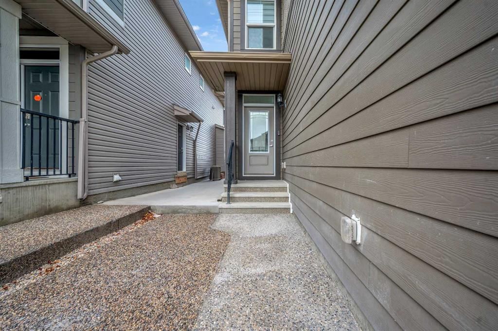 568 Cornerstone Avenue NE, Calgary — photo 3 of 47