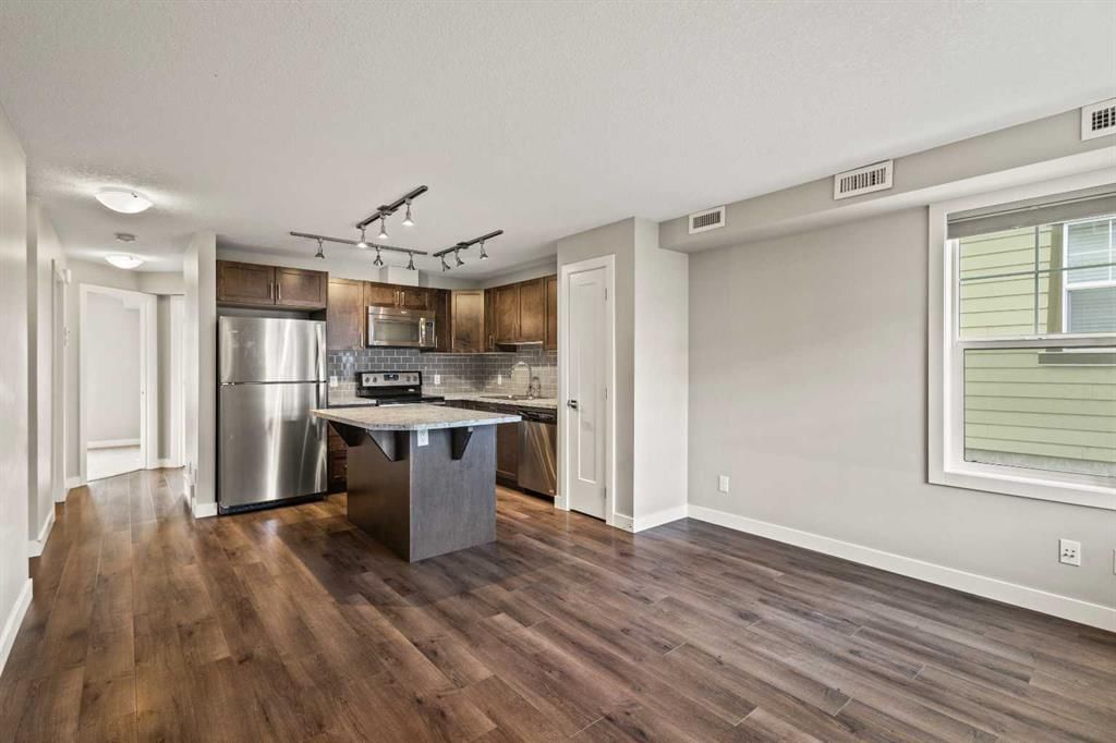 156 Evanscrest Gardens NW, Calgary — photo 2 of 25