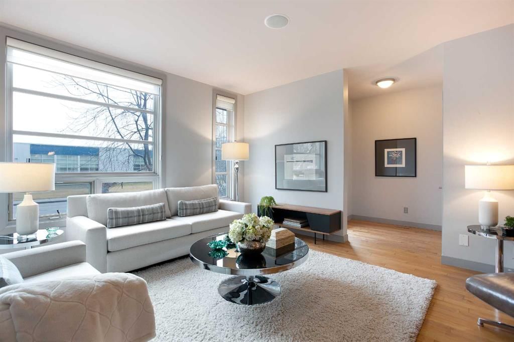 715 32 Street NW, Calgary — photo 5 of 37