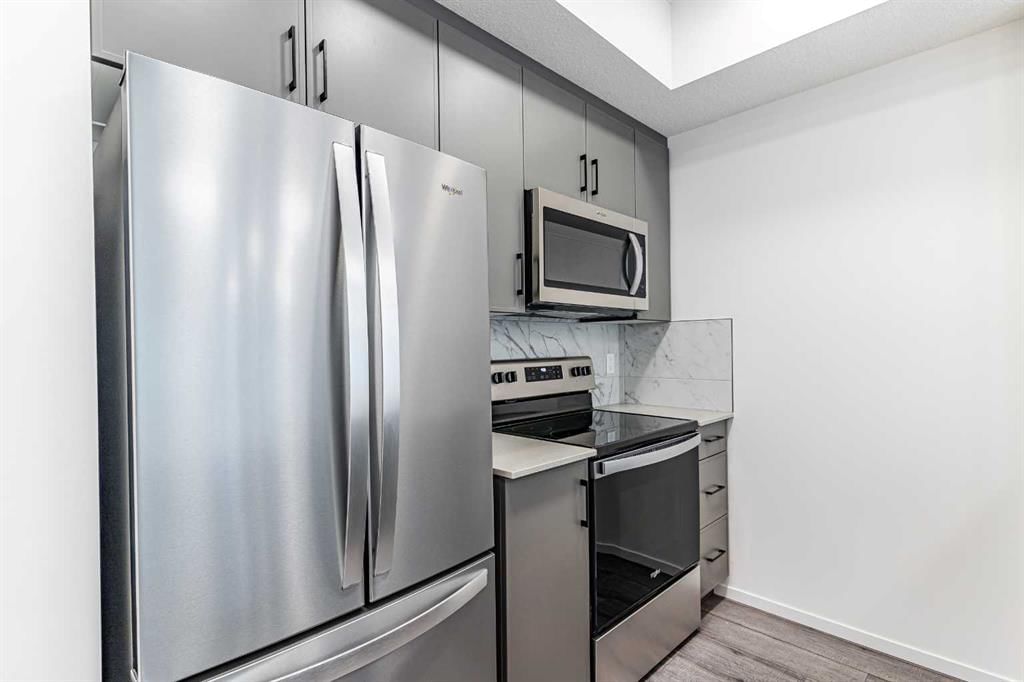 #217, 140 Mahogany Street SE, Calgary — photo 5 of 23