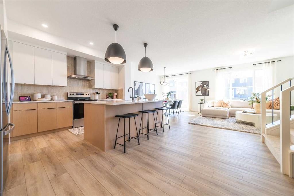 477 Lewiston Landing NE, Calgary — photo 2 of 9
