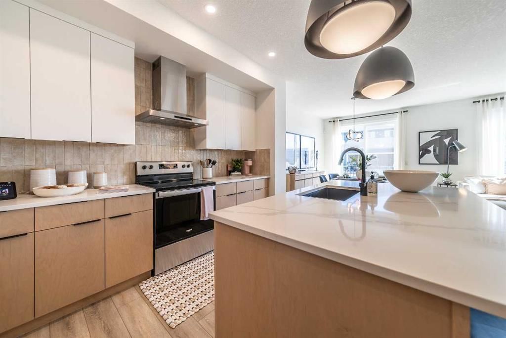 477 Lewiston Landing NE, Calgary — photo 3 of 9