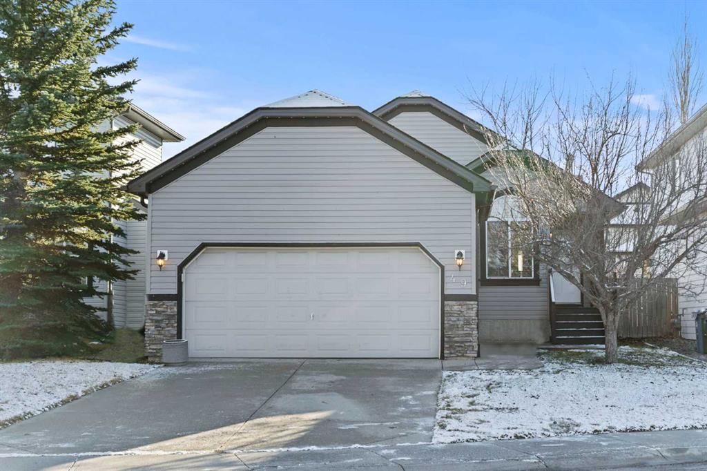 49 Somerside Close SW, Calgary — main listing photo