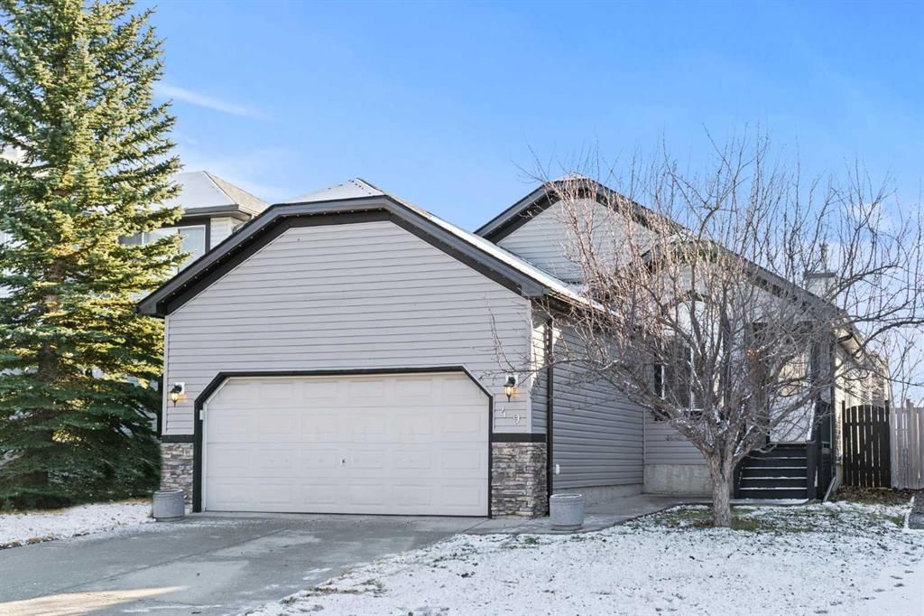 49 Somerside Close SW, Calgary — photo 2 of 46