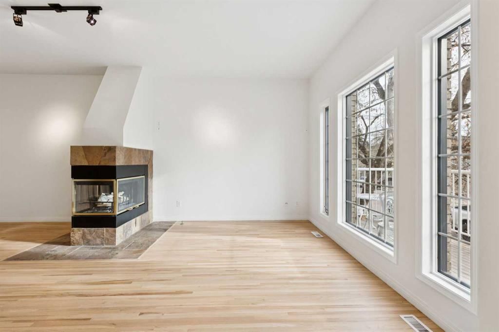 3330 19 Avenue SW, Calgary — photo 5 of 48