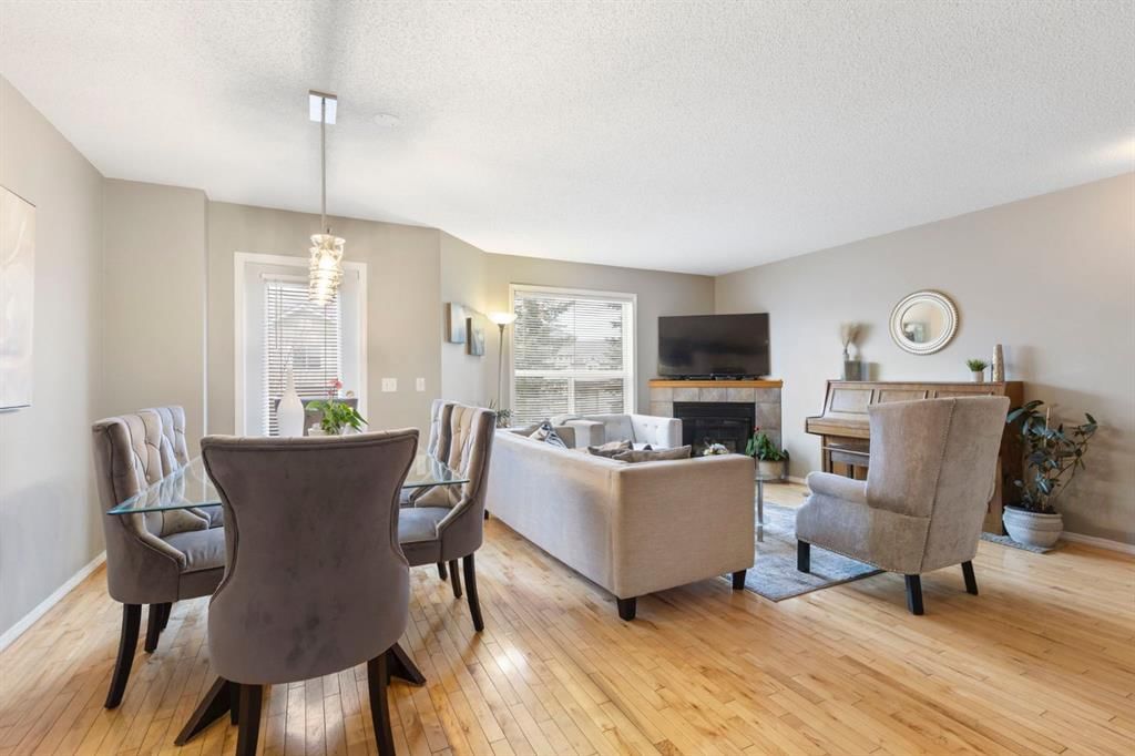 120 Douglas Glen Park SE, Calgary — photo 5 of 34