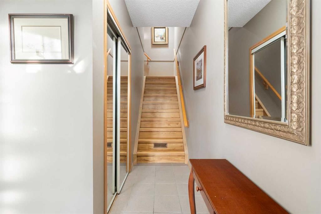 90 Patina Rise SW, Calgary — photo 2 of 32