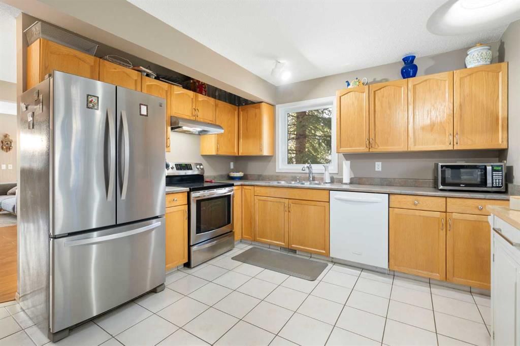 90 Patina Rise SW, Calgary — photo 4 of 32