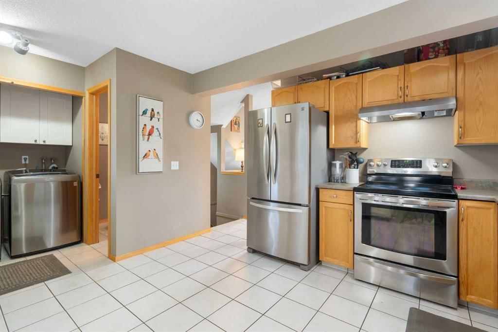 90 Patina Rise SW, Calgary — photo 5 of 32