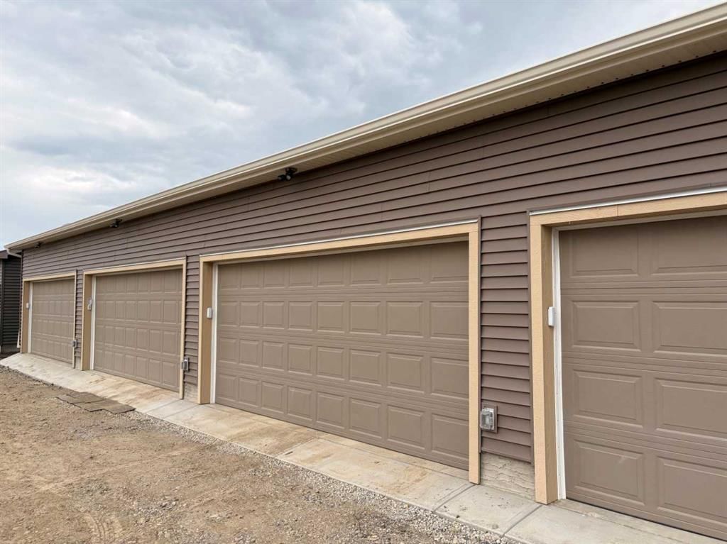 754 Wolf Willow Boulevard SE, Calgary — photo 2 of 28