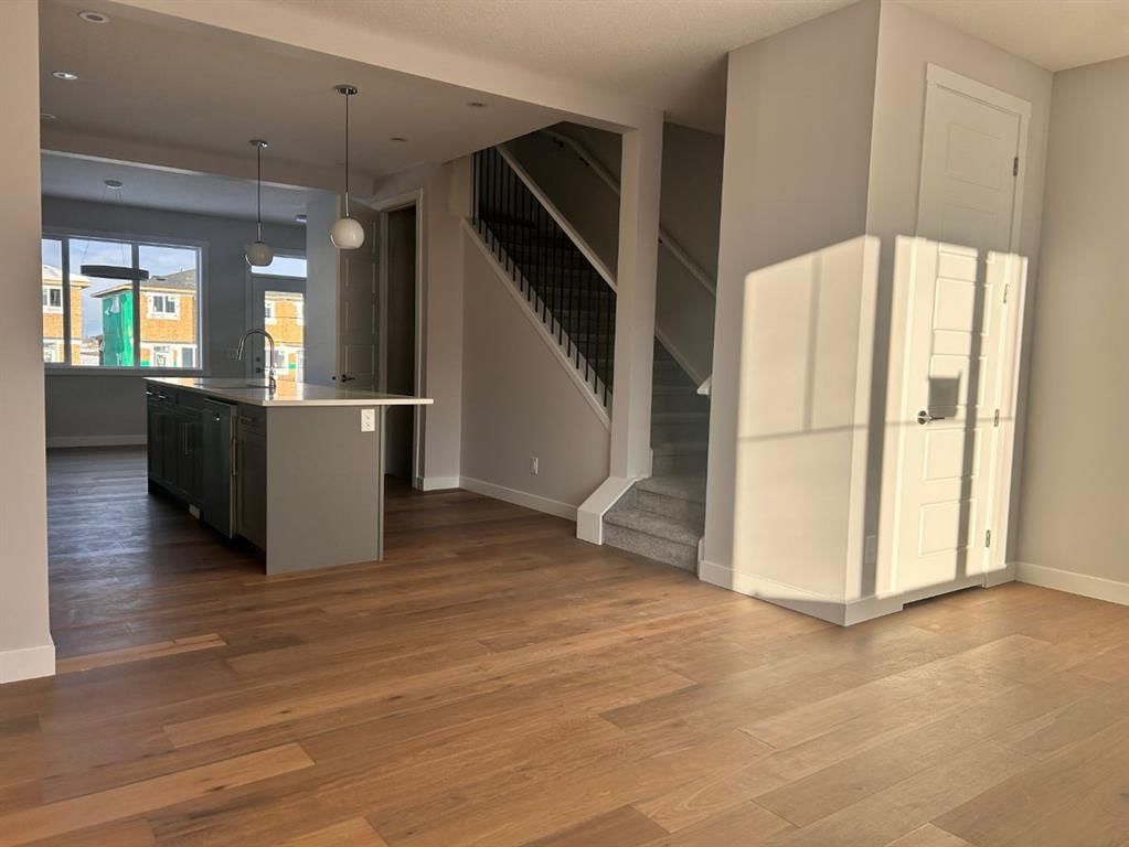 126 Sora Gardens SE, Calgary — photo 3 of 7