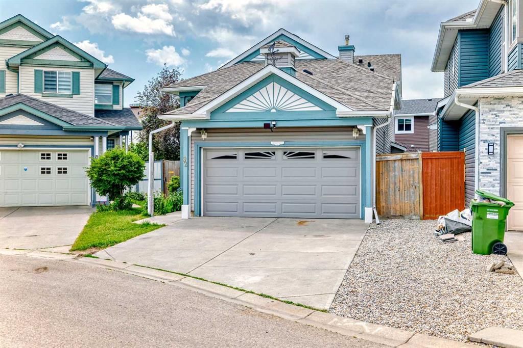 92 Martha's Haven Gardens NE, Calgary — photo 2 of 46