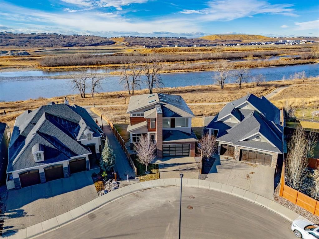 123 Cranbrook Circle SE, Calgary — photo 5 of 29