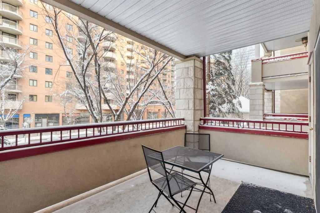 205, 777 3 Avenue SW, Calgary — photo 5 of 19