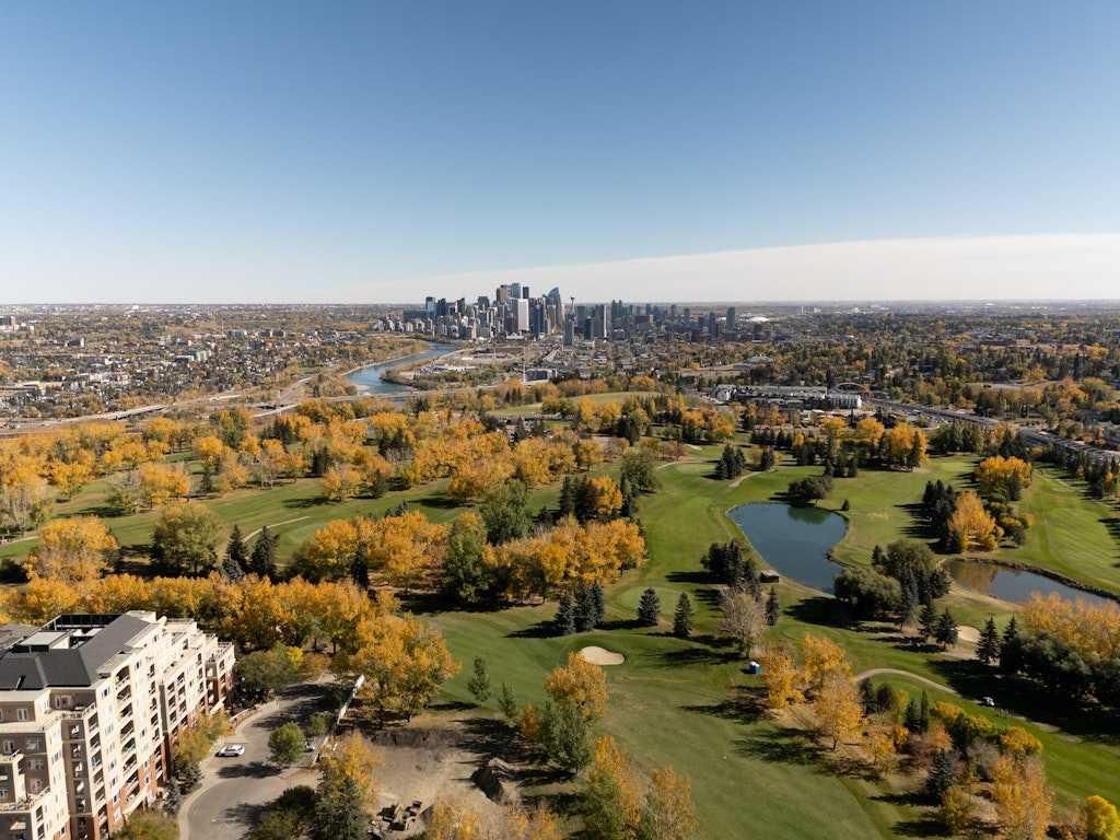 3301, 24 Hemlock Crescent SW, Calgary — photo 2 of 46