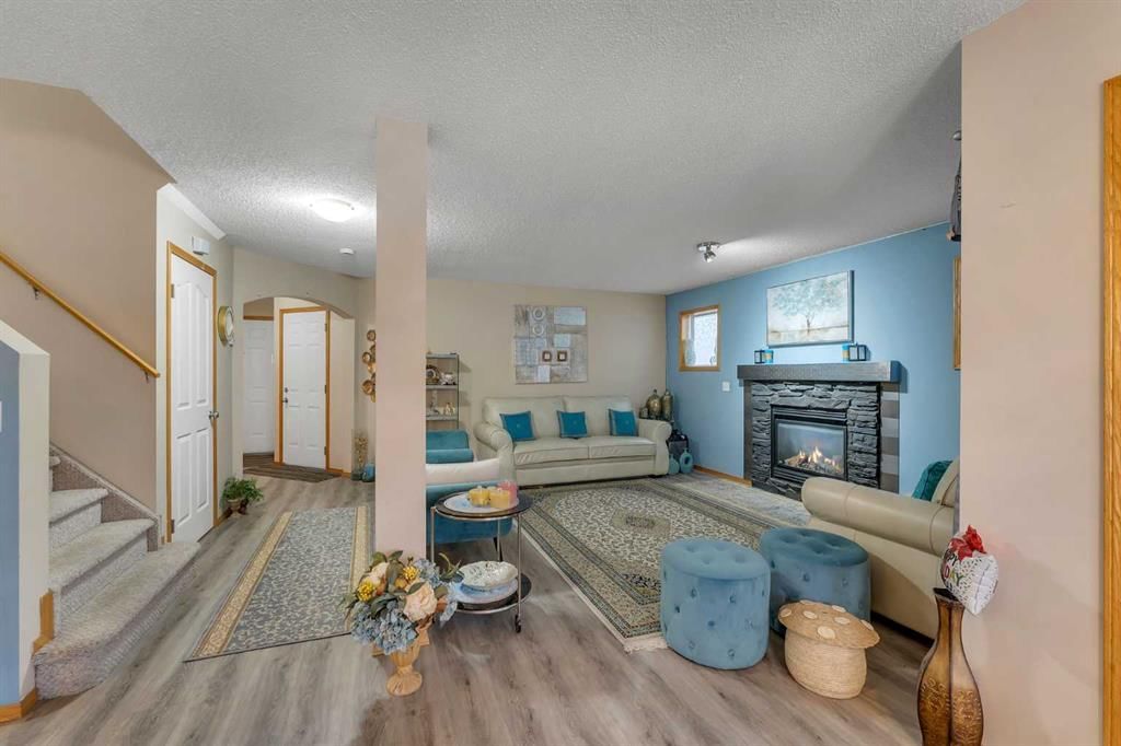 172 Covehaven Road NE, Calgary — photo 5 of 29