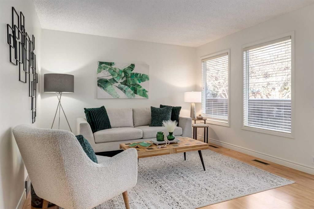 116 Point Drive NW, Calgary — photo 3 of 38