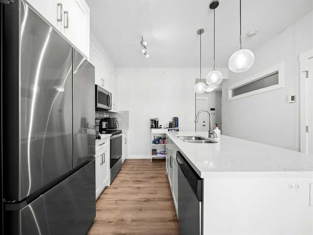 404, 25 Walgrove Walk SE, Calgary — photo 4 of 21