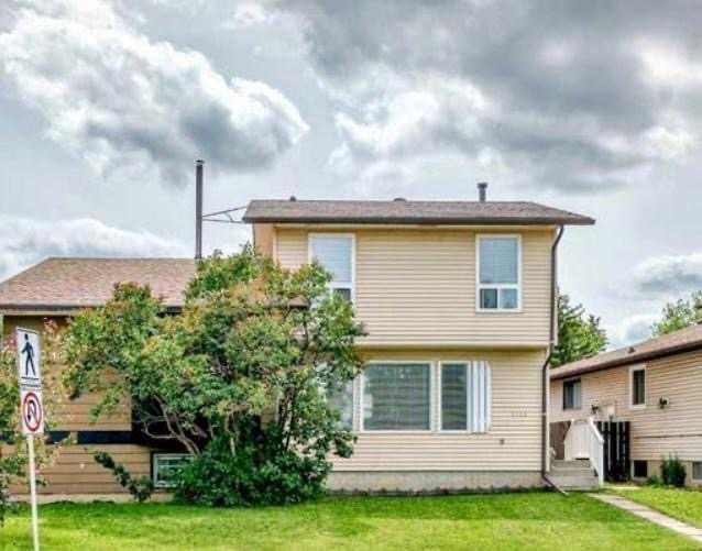 5625 TEMPLEHILL Road NE, Calgary — main listing photo